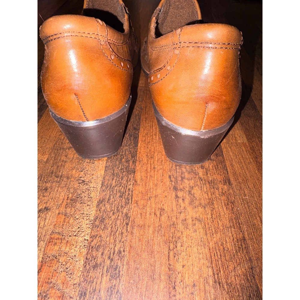 Earth Origins Carma 5 Tan Leather Wingtip Buckle Strap Block Heel Shooties 7M - Picture 5 of 8